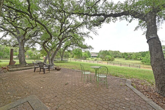 Building Photo - 9209 Rock Way Dr