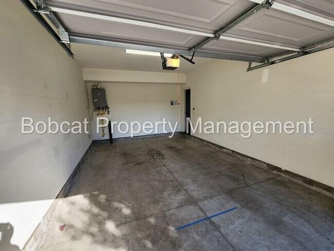 Building Photo - 1234 Saltern Dr