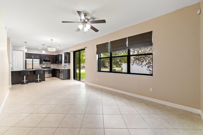Building Photo - 6001 Night Heron Ct
