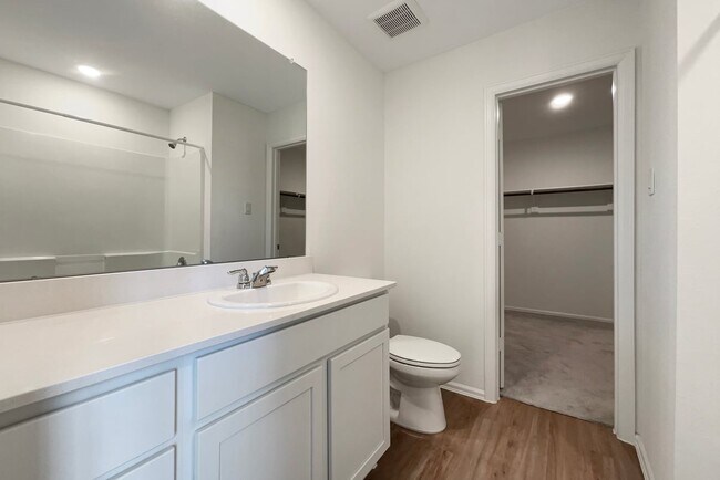 Building Photo - 16418 Monte Sinai Dr