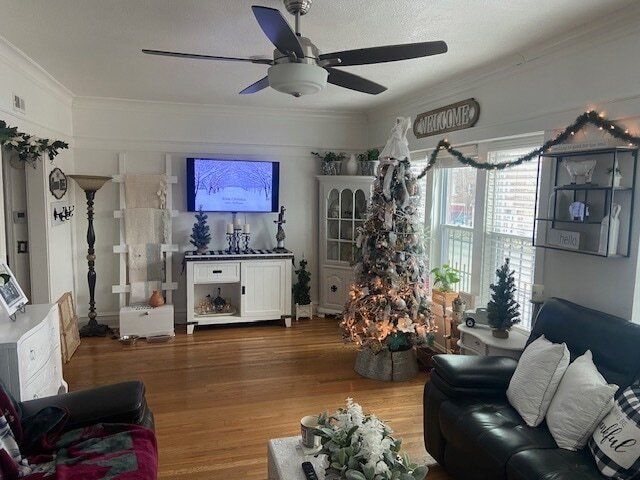 Building Photo - 3106 N Cicero Ave