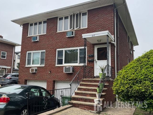 Building Photo - 108 W Stimpson Ave
