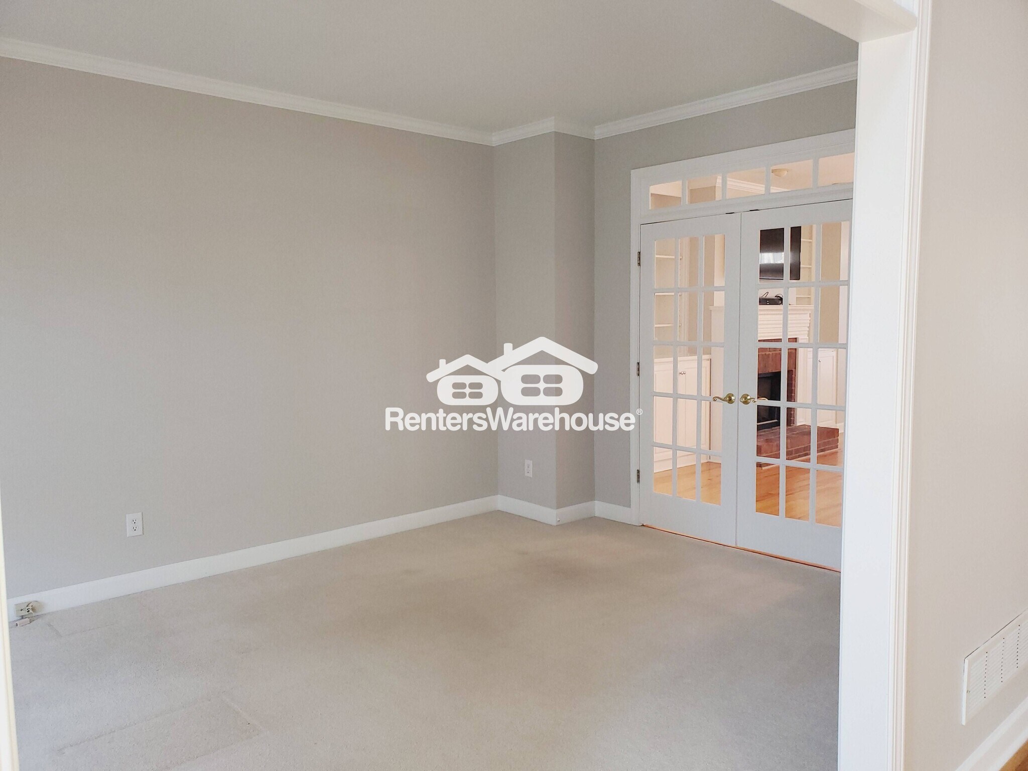 Building Photo - 923 Dual Hall