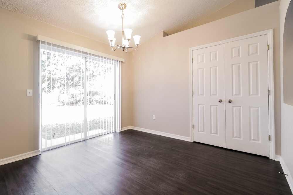 Building Photo - 266 Regal Downs Cir