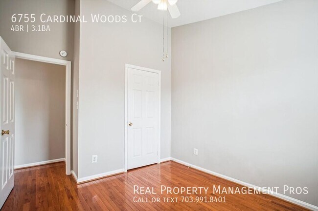 Building Photo - 6755 Cardinal Woods Ct