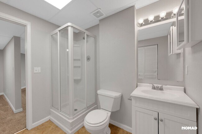 Building Photo - 2602 Timberwood Dr