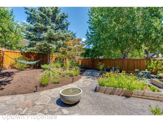 Building Photo - 3 br, 3 bath House - 7627 SW Skyhar Drive