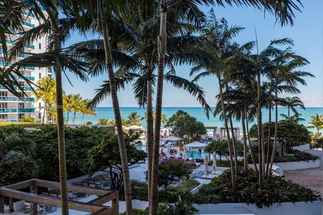 Building Photo - 2301 Collins Ave