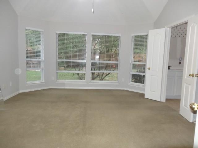 Building Photo - 618 Rivercove Dr