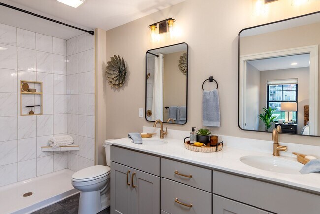 Building Photo - Hayden's Ridge - Meadowlark 4