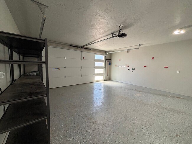 Building Photo - ADORABLE HOUSE FOR RENT IN HURRICANE
