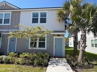 Building Photo - 8326 Zenith Cir