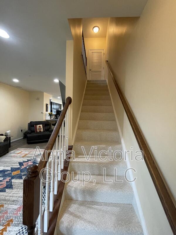 Building Photo - 10502 Galena Ln
