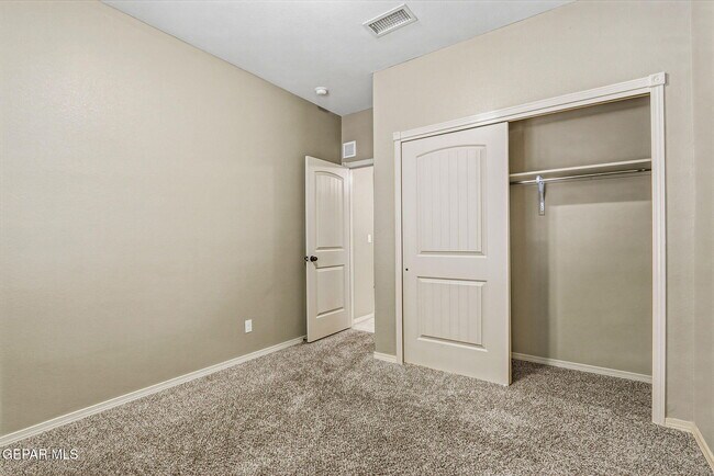 Building Photo - 14949 Jerry Armstrong Ct