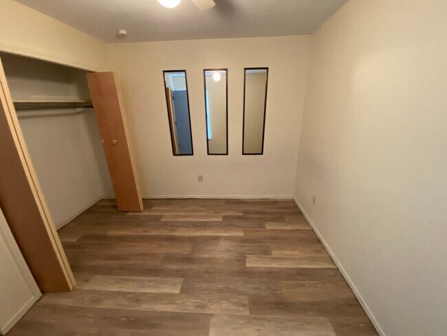 1st Floor Bedroom - 1549 Whitehall Blvd