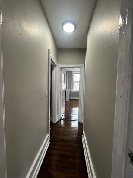 Building Photo - 38 Winans St