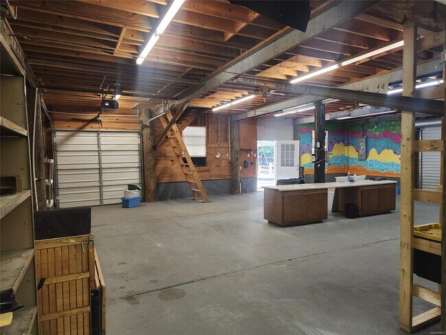 Building Photo - 1174 Old Prattville Rd