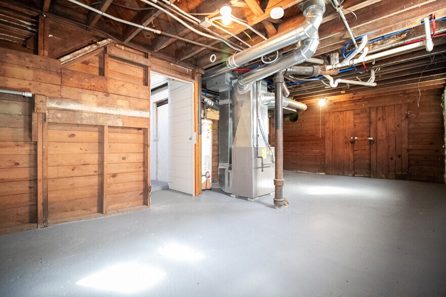 Building Photo - 1246 Laclede Rd