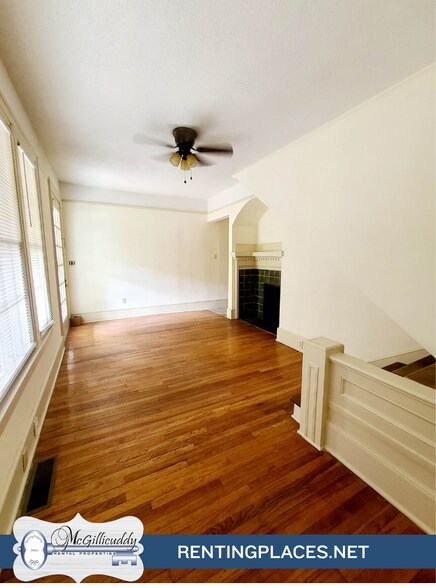 Building Photo - 2097 Heckle St