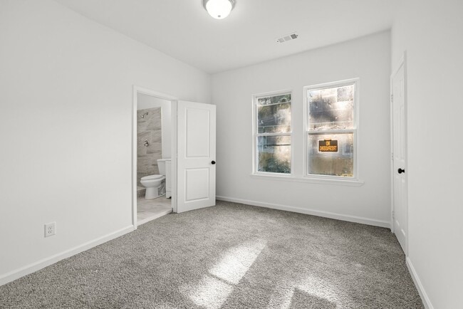 Building Photo - Fully Renovated Ensley Bungalow