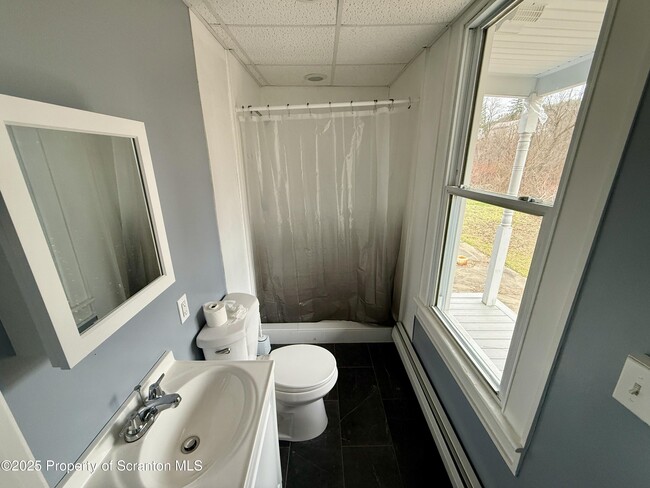 Building Photo - 112 Mowry Rd