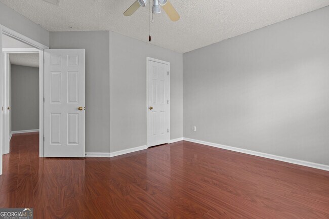 Building Photo - 2315 Hiawassee Dr NW