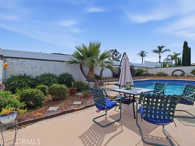 Building Photo - 900 Cortez Dr