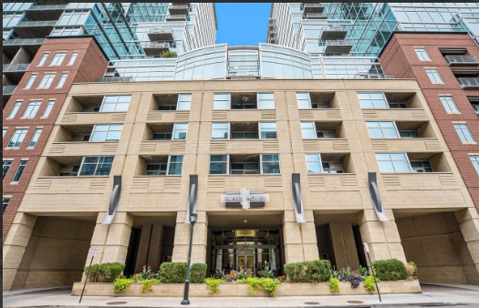 Building Photo - 1700 Bassett St