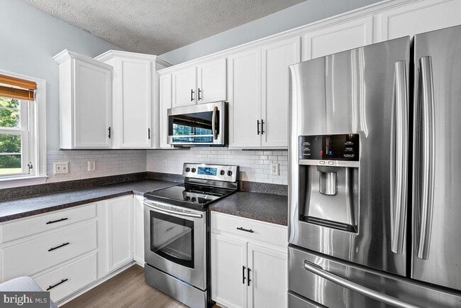 Building Photo - 35184 Pheasant Ridge Rd