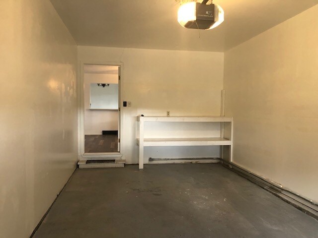 Building Photo - 2110 Frances St