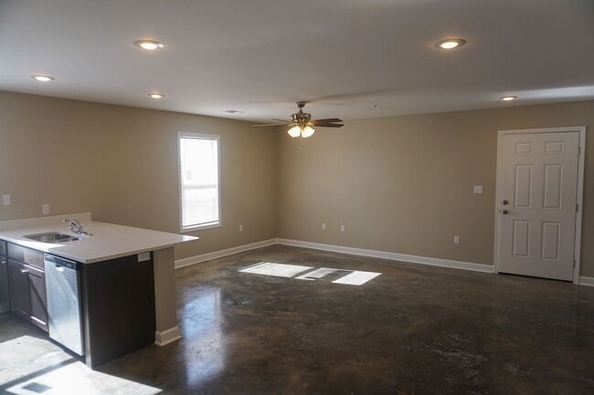 Building Photo - Parkview Apartments