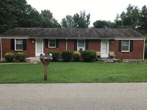 Building Photo - 1662 Vista Ln