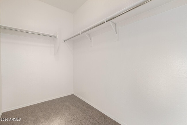 Building Photo - 1677 E Chelsea Ln