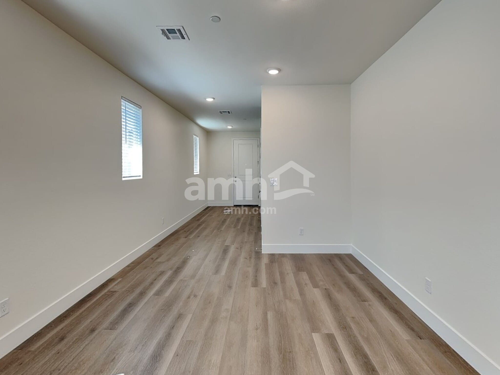 Building Photo - 522 Silverbell Falls Pl