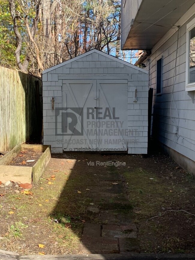 Building Photo - 139 Philbrick Ave