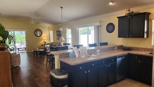 Building Photo - 3025 Bartow Ln