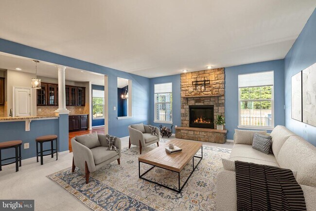 Building Photo - 3175 Fledgling Cir