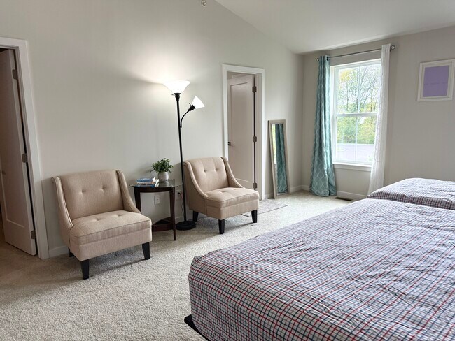 Building Photo - 115 Wynstone Ct