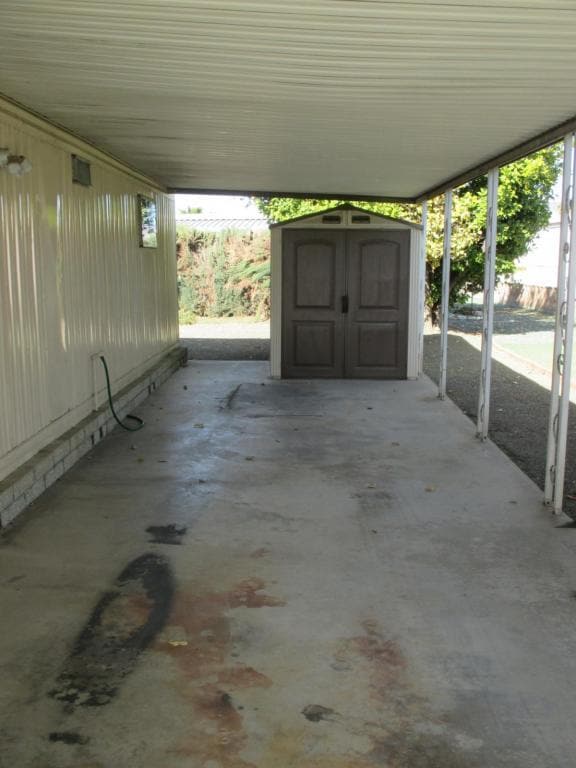 Building Photo - 1074 W Johnston Ave