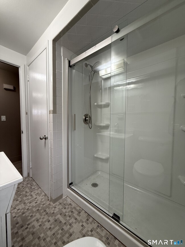 Building Photo - 30 Bungay Rd