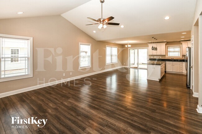 Building Photo - 119 Cline St