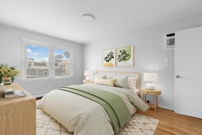 Building Photo - 226 Webster Ave
