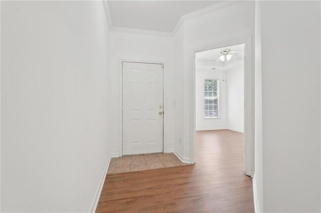 Building Photo - 2596 Bates St SE