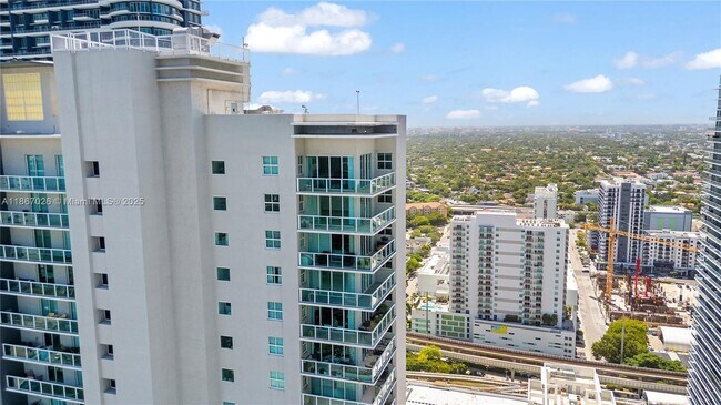 Building Photo - 1250 S Miami Ave