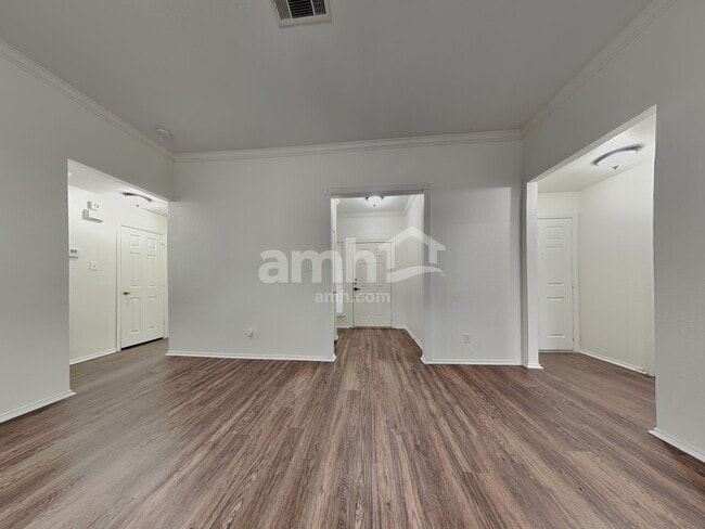 Building Photo - 1013 White Marlin Dr