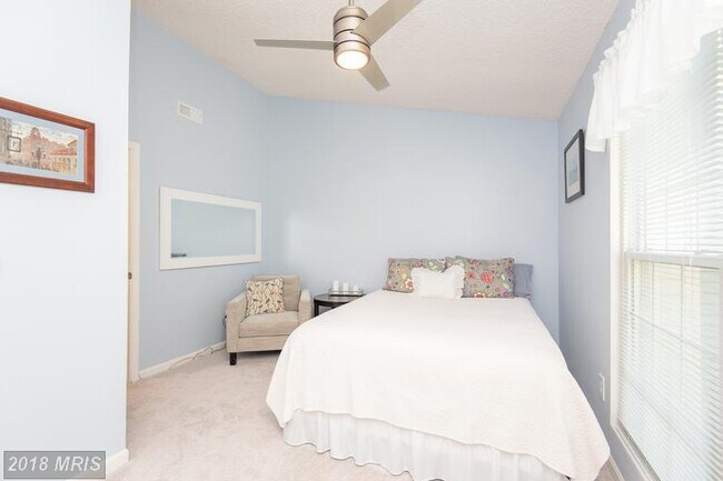 Building Photo - 3070 Madden Ct