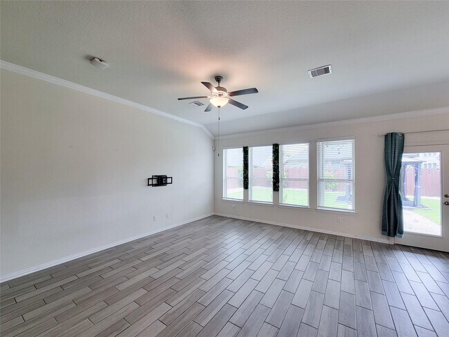 Building Photo - 28638 Monarch Cliffs Dr