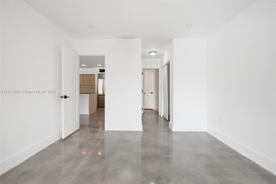 Building Photo - 16380 Briar Patch Pl