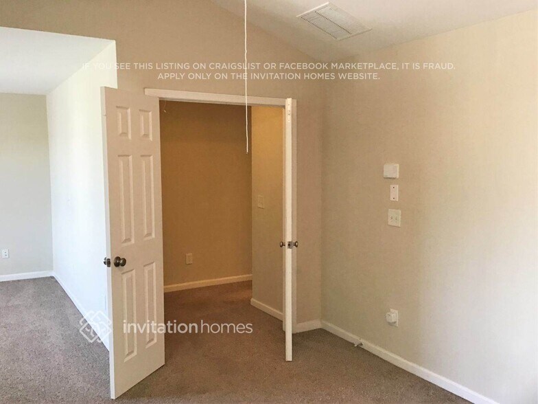 Building Photo - 3114 Flery Way S W