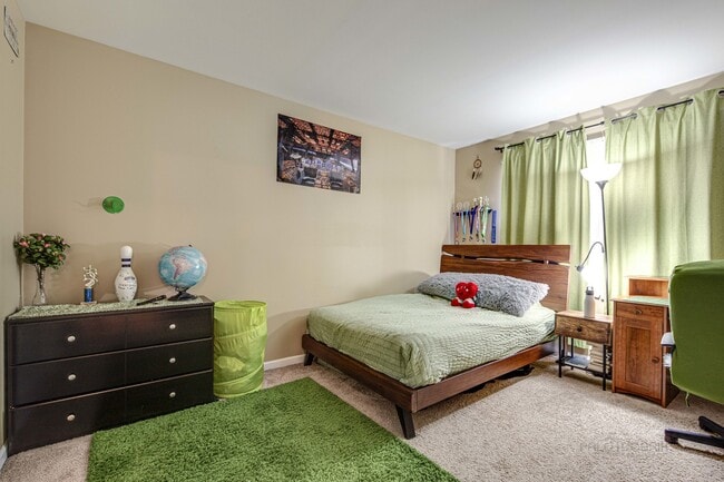 Building Photo - 2238 Gleneagles Dr